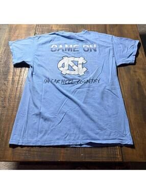 UNC Tar Heels Football Game On T-Shirt Medium